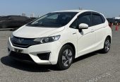 2014 Honda Fit ** PUSH START ** REVERSE CAMERA ** HYBRID ** CRUISE CONTROL ** ** NEW ARRIVED ** ON SPECIAL