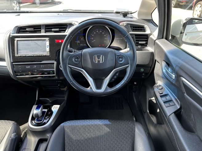 2014 Honda Fit ** PUSH START ** REVERSE CAMERA ** HYBRID ** CRUISE CONTROL ** ** NEW ARRIVED ** ON SPECIAL