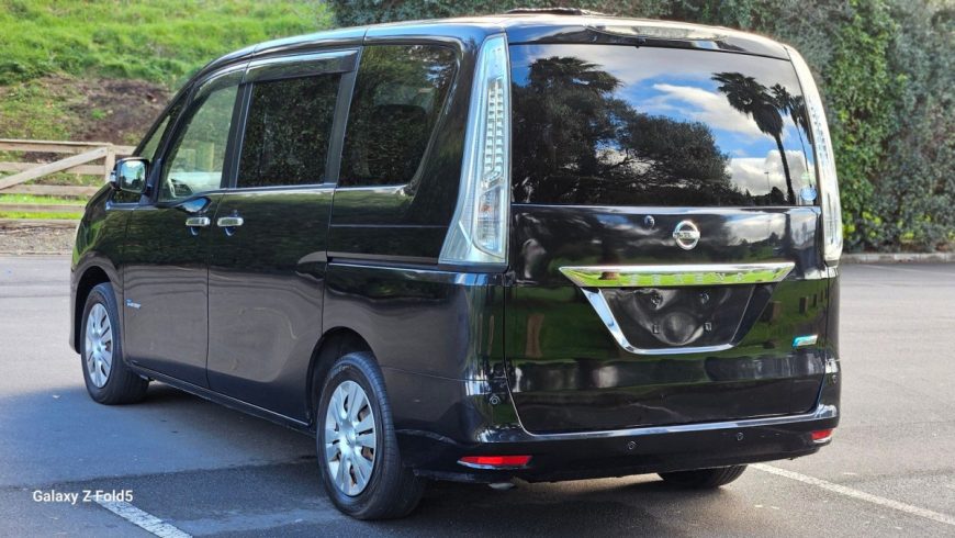 2014 Nissan Serena ** Facelift model, 8 Seater, Rear Power door, 360 CAMERA ** 20X S-HYBRID ADVANCED SAFETY