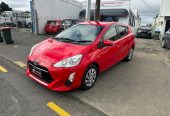 2015 Toyota Aqua S Push Button Start with Rev. Camera/ Bluetooth Audio Hatchback Automatic 1 Year Warranty with 1 Year Roadside Service