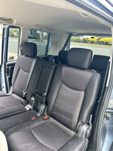 2013 Nissan Serena Van Automatic