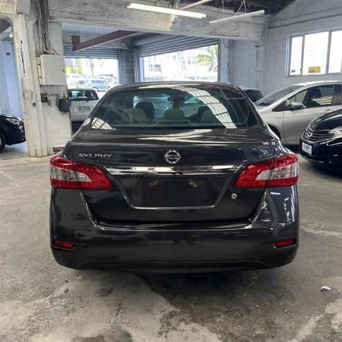 2012 Nissan Sylphy S / BACK CAMERA / 1800 CC Sedan Automatic EXTREMELY LOW MILEAGE