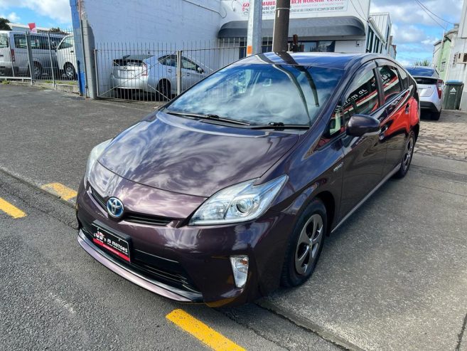 2014 Toyota Prius Hybrid MY KOTE Model with Full Leather Seats Hatchback Automatic Hybrid/ Rev. Camera/ Mags/ Leather Interior