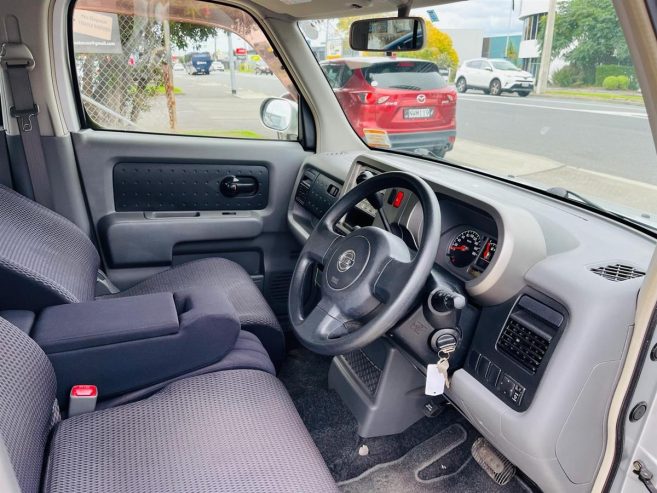 2003 Nissan Cube Station Wagon Automatic