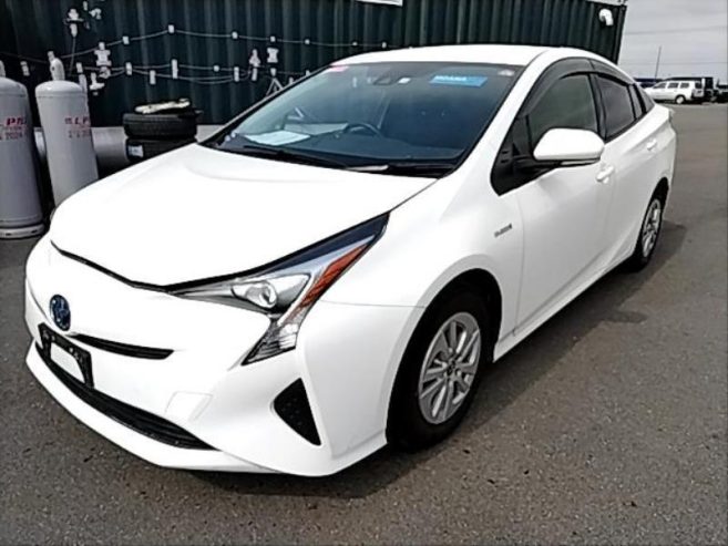 2018 Toyota Prius Hatchback Automatic