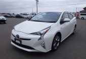 2018 Toyota Prius S TOURING SELECTION Hatchback Automatic