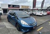 2012 Honda Fit Shuttle Hybrid with Cruise Control/ Leather Interior Station Wagon Automatic 1 Year Warranty with 1 Year Roadside Service