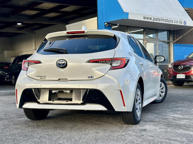 2019 Toyota Corolla SPORTS HYBRID / ADAPTIVE CRUISE / FRONT / REAR SENSORS Hatchback Automatic