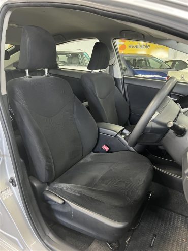 2013 Toyota Prius Hatchback Automatic