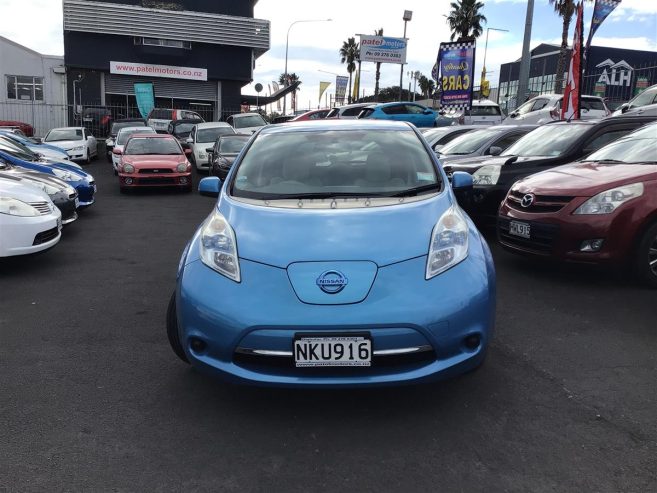 2011 Nissan Leaf Hatchback Automatic