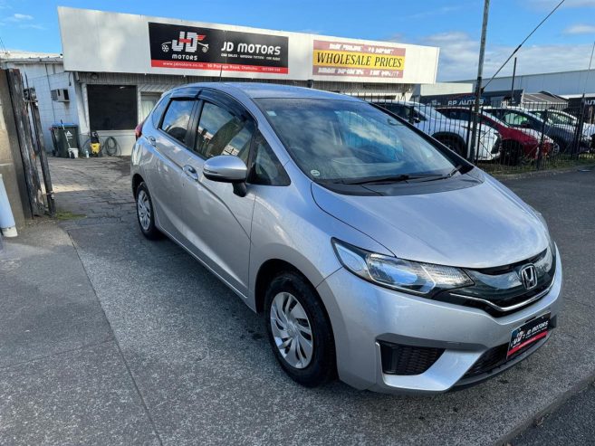 2013 Honda Fit 1.3L Petrol Super Low Kms Done Hatchback Automatic Chain Drive/ All New Tyres/ Rev. Camera