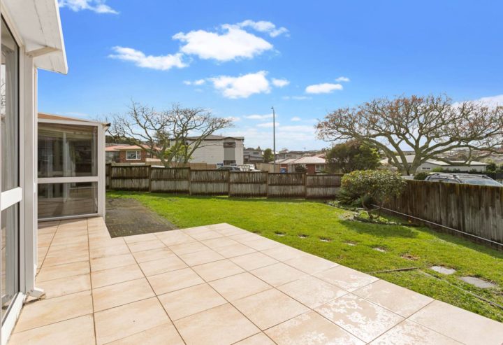 1/73 Howe Street, Howick, Auckland