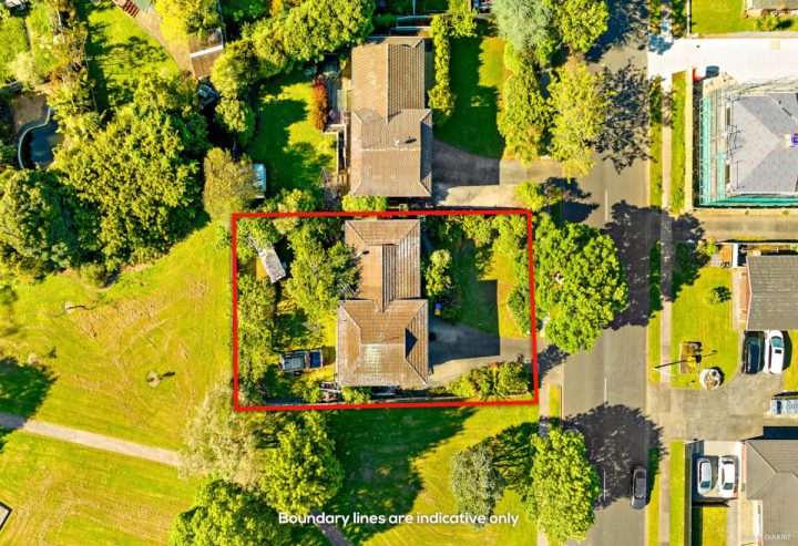 5 Mirrabooka Avenue, Botany Downs, Auckland