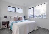 2/5 Thompson Street, Mangere East, Auckland