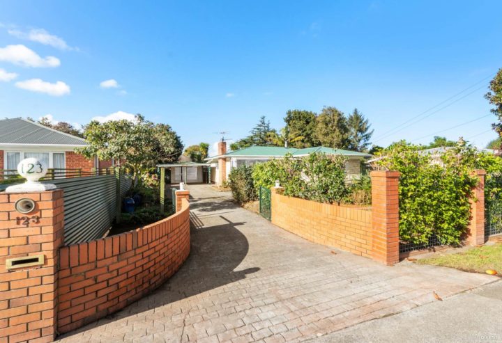 123 Clevedon Road, Papakura, Auckland