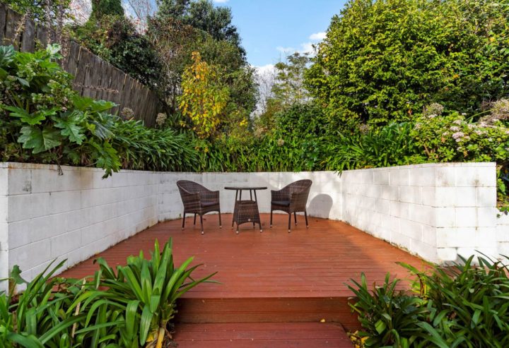 2/14 Andrea Place, Sunnyhills, Auckland