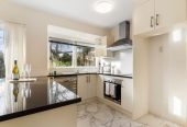 2/14 Andrea Place, Sunnyhills, Auckland