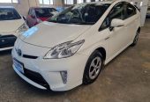 2015 Toyota Prius L / PUSH START Sedan Automatic