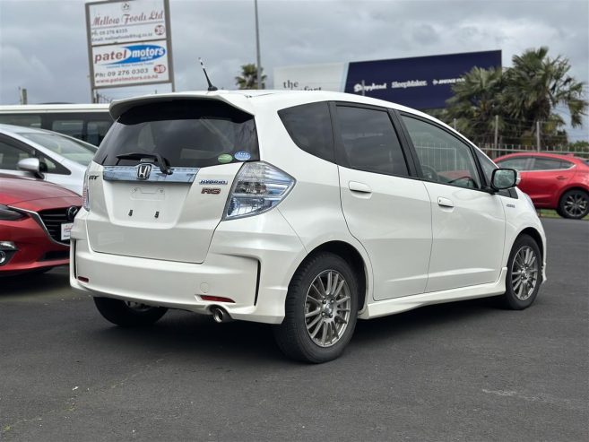 2012 Honda Fit HYBRID RS / ALLOYS Hatchback Automatic