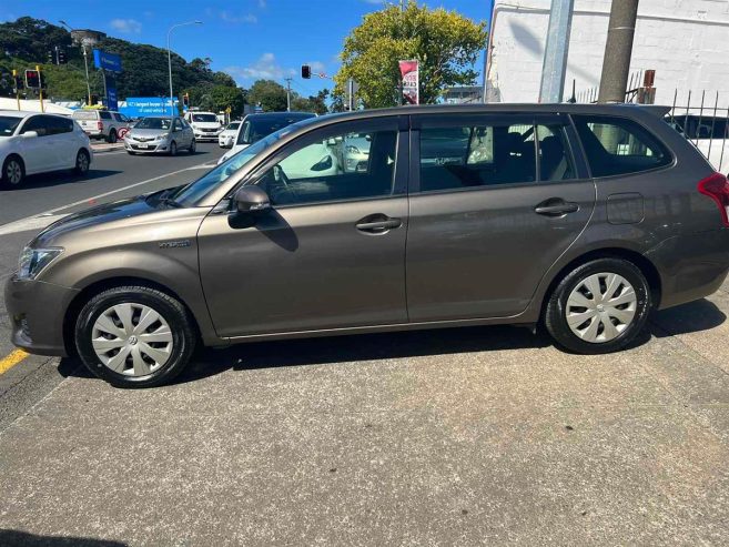 2014 Toyota Fielder Corolla Hybrid Station Wagon Automatic Hybrid/