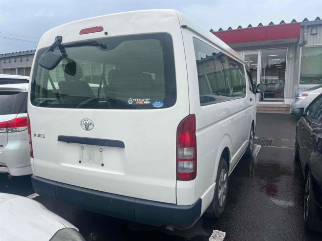 2018 Toyota Hiace 10 seater mini bus Van Automatic