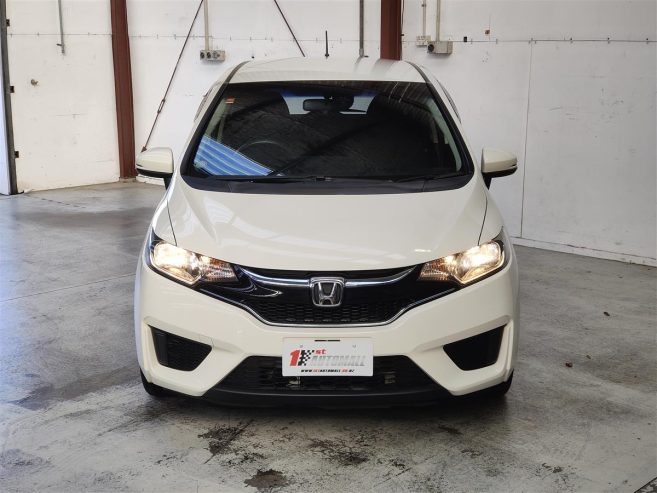 2017 Honda Fit HYBRID F PACKAGE/PUSH START/REVERSE CAMERA Hatchback Automatic