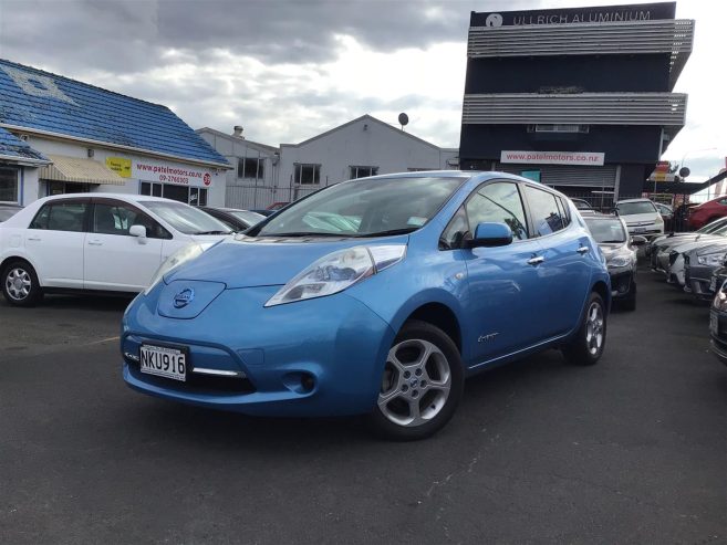 2011 Nissan Leaf Hatchback Automatic