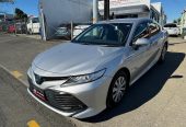 2017 Toyota Camry Hybrid Low Kms Done Sedan Automatic Hybrid/ Rev. Camera/ Bluetooth Audio/ Parking Sensors