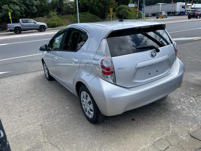 2013 Toyota Aqua S Push Button Start Hatchback Automatic Hybrid/ Push Button Start/ Bluetooth/ Keyless Entry