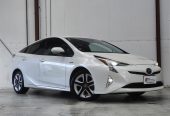 2017 Toyota Prius A TOURING SELECTION/GRADE 4.5 Hatchback Automatic