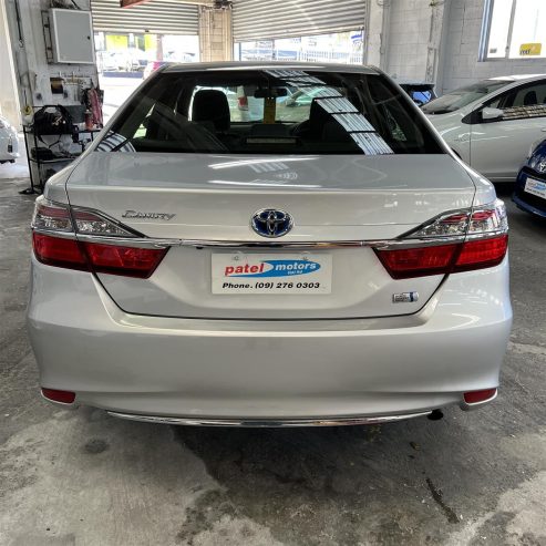 2015 Toyota Camry HYBRID Sedan Automatic