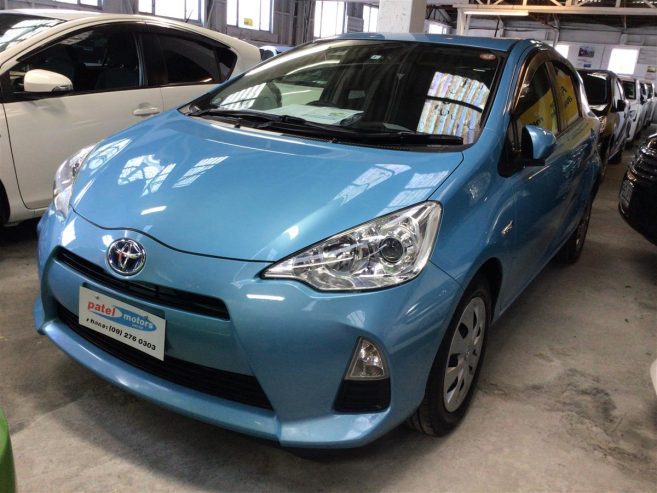 2012 Toyota Aqua HYBRID Hatchback Automatic