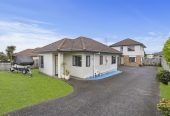 18 & 18A Carrick Glen Avenue, Flat Bush, Auckland