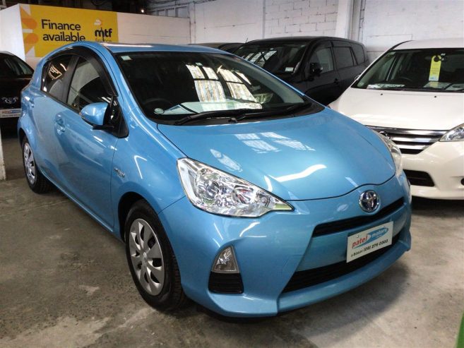 2012 Toyota Aqua HYBRID Hatchback Automatic