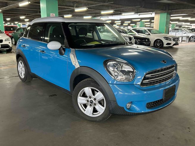 2017 MINI Cooper CROSS OVER Hatchback Automatic