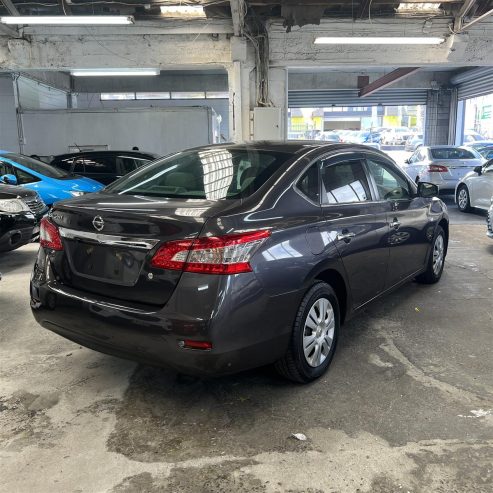 2012 Nissan Sylphy S / BACK CAMERA / 1800 CC Sedan Automatic EXTREMELY LOW MILEAGE