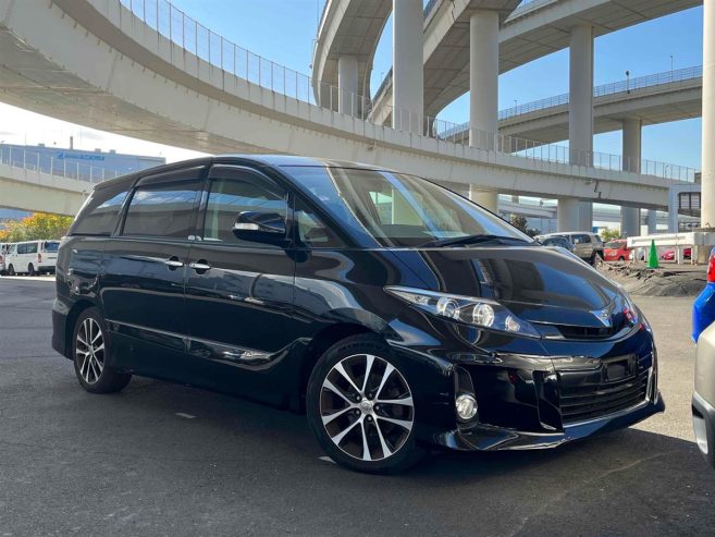 2015 Toyota Estima Station Wagon Automatic