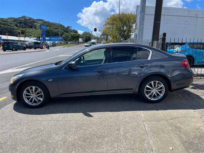 2007 Nissan Skyline 250GT Very Low Kms Sedan Automatic V6/ Leather Interior/ Heated Seats/ Rev. Camera/ Side Camera