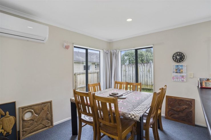 18 & 18A Carrick Glen Avenue, Flat Bush, Auckland