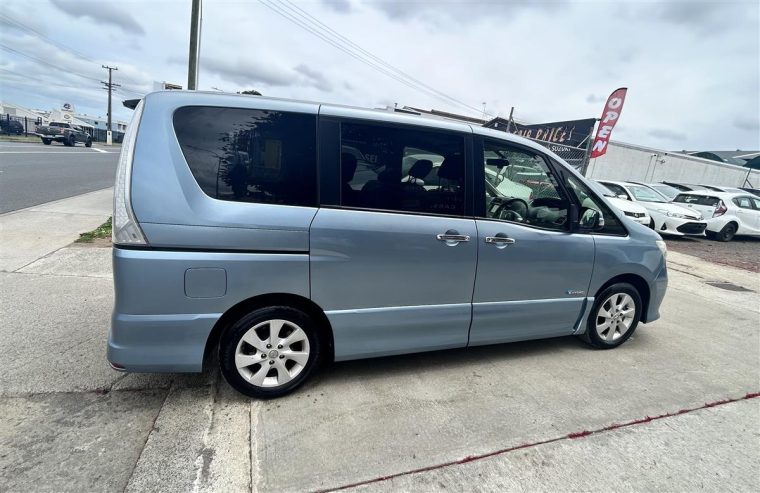 2013 Nissan Serena Van Automatic