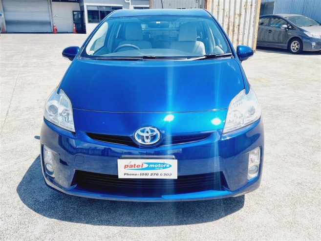 2011 Toyota Prius S / ALLOYS Sedan Automatic