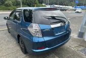 2012 Honda Fit Shuttle Hybrid with Cruise Control/ Leather Interior Station Wagon Automatic 1 Year Warranty with 1 Year Roadside Service