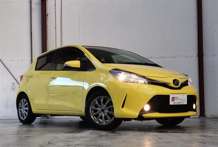 2015 Toyota Vitz U/VERY LOW KMS/ALLOY WHEELS Hatchback Automatic