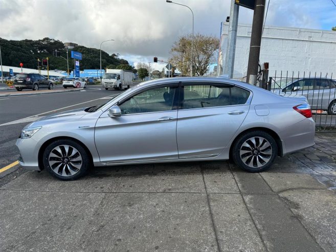 2013 Honda Accord Hybrid Low Kms with All New Tyres Sedan Automatic Hybrid/ Radar Cruise/ Electric Fr. Seats/ Rev. Camera/ Re. Curtain