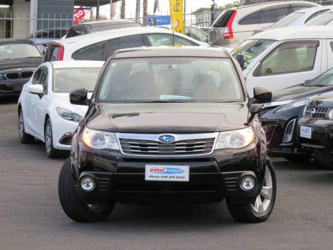 2010 Subaru Forester Black Colour, AWD, Heated Seat RV/SUV Automatic