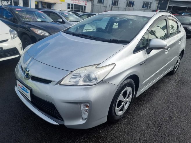 2012 Toyota Prius Station Wagon Automatic