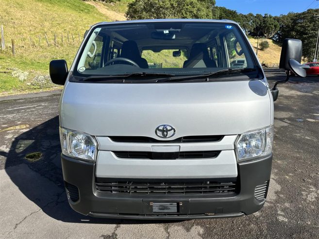 2018 Toyota Hiace Van Automatic REVERSING CAMERA, BLUETOOTH