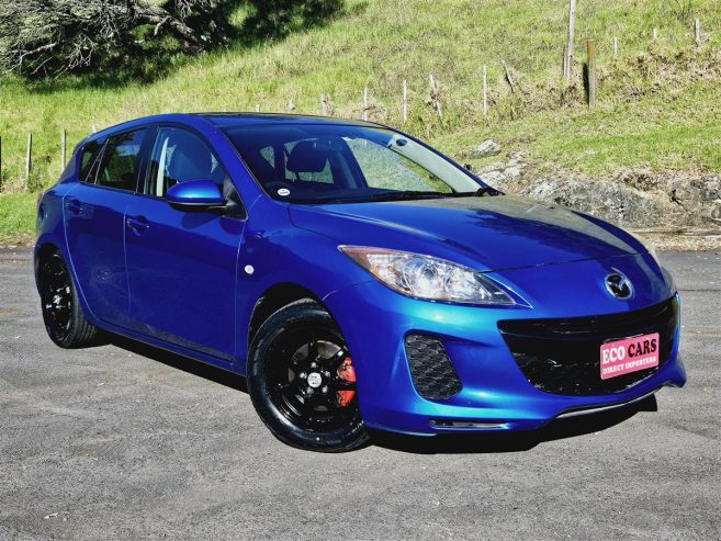 2011 Mazda Axela NZ BLUE TOOTH STEREO, BLACK MAGS Hatchback Automatic REVERSING CAMERA, BRAND NEW TYRES