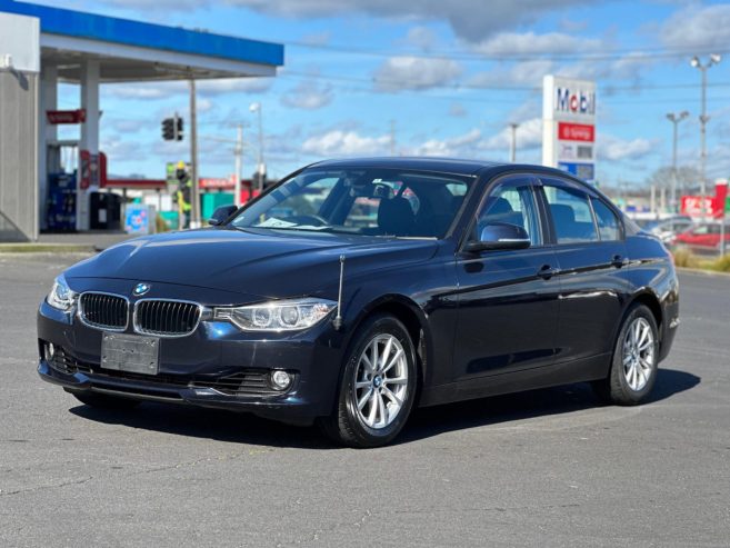 2012 BMW 320i New Shape **LIM, Joy Stick, i-Drive, Electric/Memory Seats** *Parking Sensors, Rev-Camera, Alloys, Special*