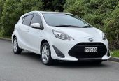 2017 Toyota Aqua Facelift On Special **Apple/Android Play, Alloys** **Alarm, Rev-Camera, NZ English Stereo**